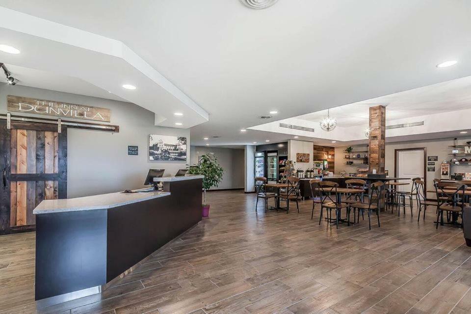 Lakes Inn At Dunvilla Ngoại thất bức ảnh