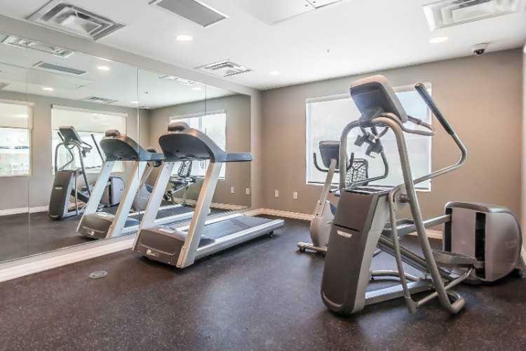 Lakes Inn At Dunvilla Ngoại thất bức ảnh
